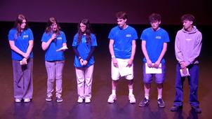 Pitch des 5 groupes d'élèves + remise des prix