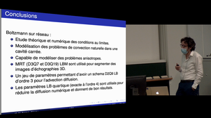 Modèle de Boltzmann sur réseau à temps de relaxation multiple pour les équations d'advection-diffusion. Applications au traitement des images ultrasons et images radars.